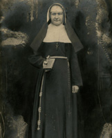 Emma Noë, Zuster Ernestine