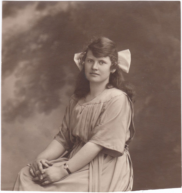 Paula Van Peteghem in 1922