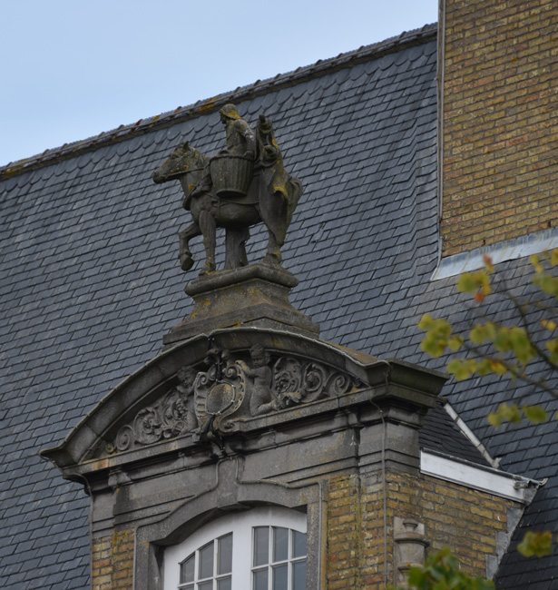 Oostduinkerke town hall