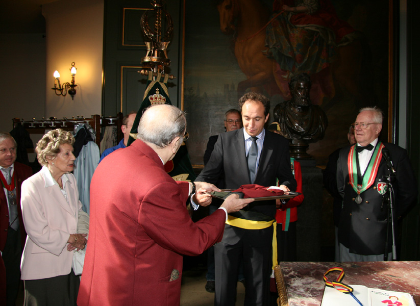 A new costume: the Order of the Fellows of St.-Lawrence