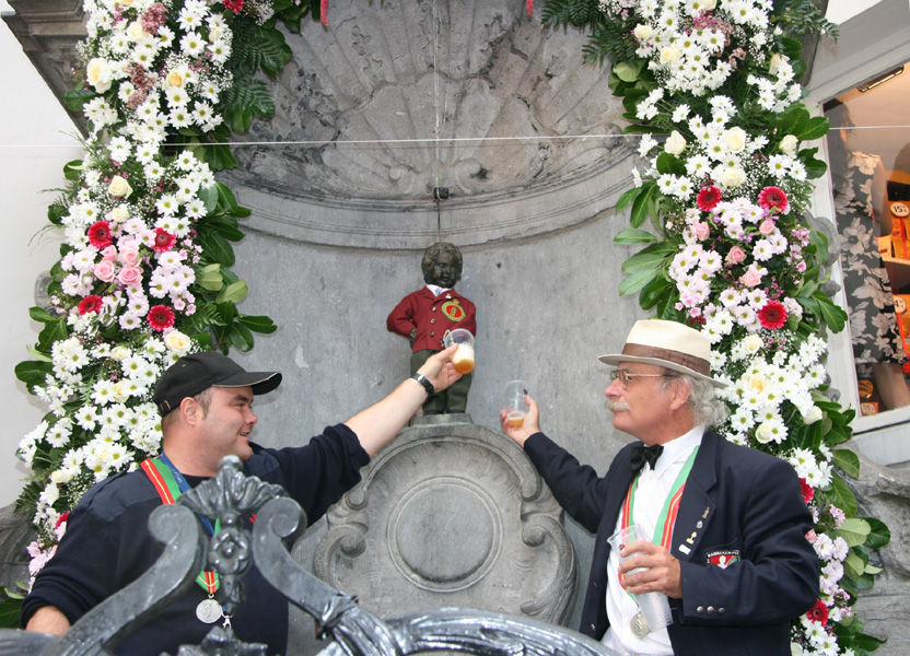 A new costume: the Order of the Fellows of St.-Lawrence