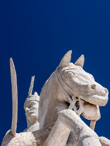 La statue de Belek Gazi, le commandant de Harput