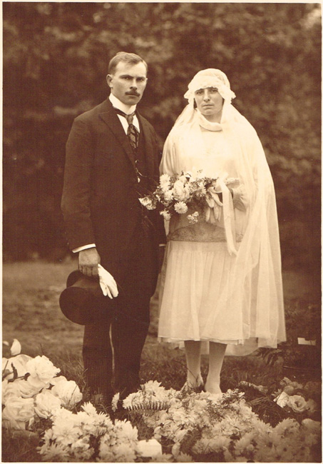 Huwelijksfoto van Celina Bonte en Maurice Van Meirhaeghe