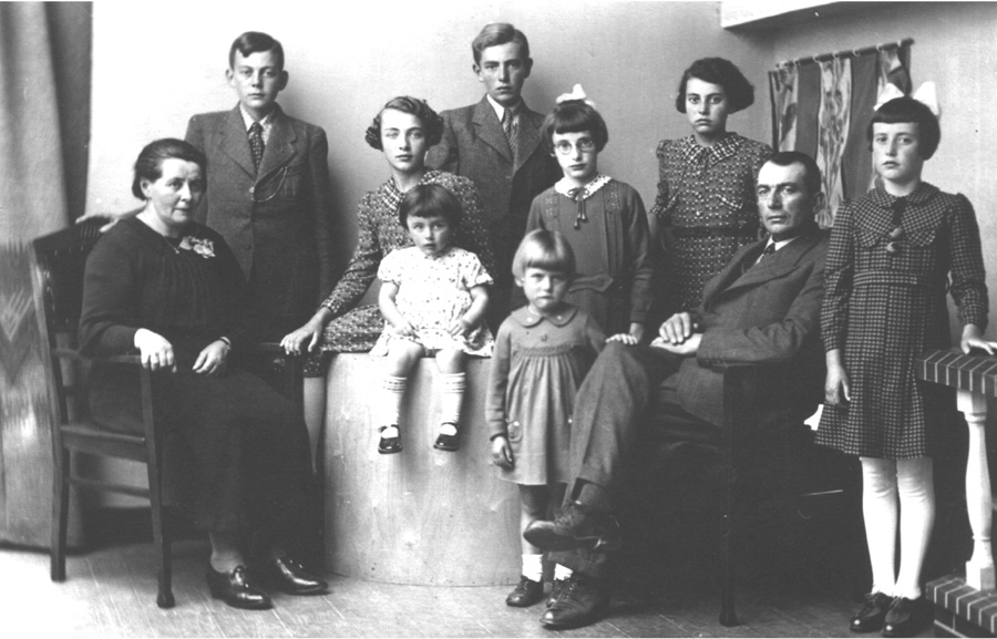 Het gezin van Cyriel BUYSSE en Clara Dusarduyn