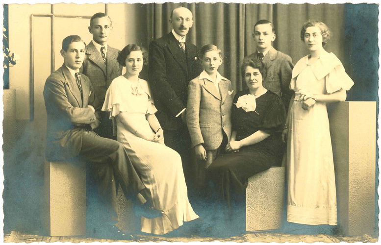 Gilbert De Jonghe, Maria De Bock en hun kinderen