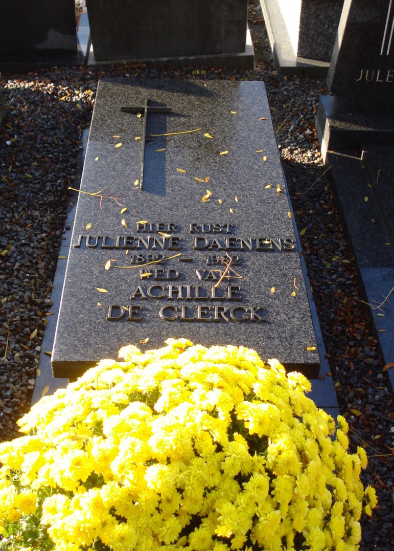 Het graf van Julienne Daenens