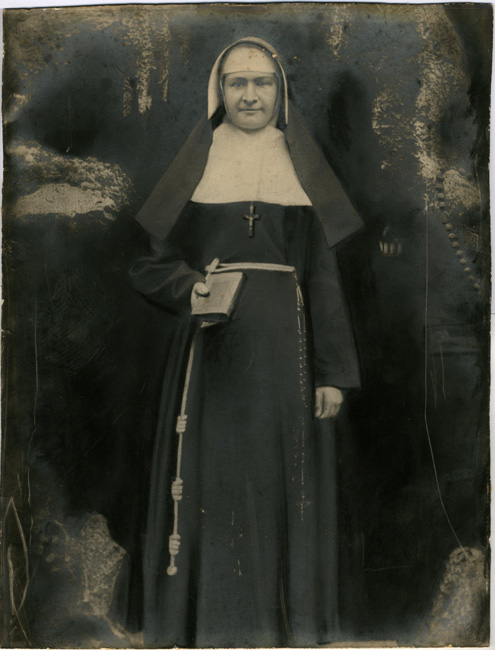 Zuster Ernestine, Emma Noë