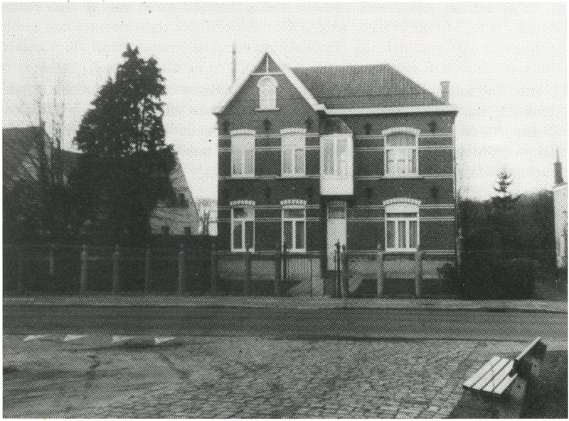 De woning van Edward Francies Van Hootegem in Lembeke