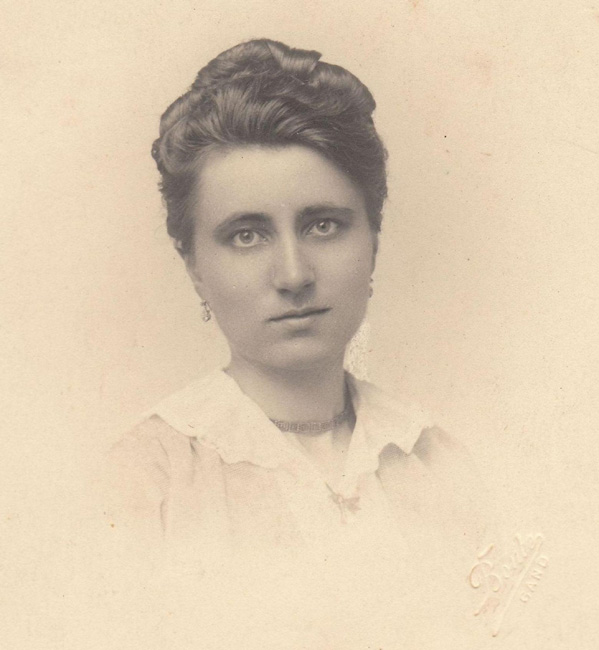 Zulma Hoste in 1918