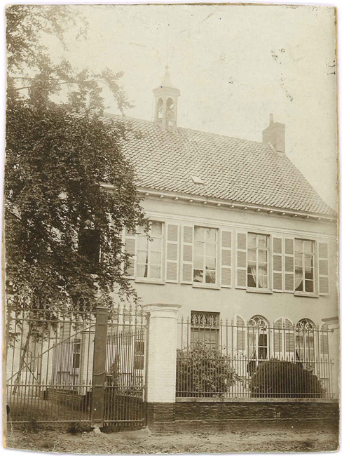 Het huis in St.-Laureins dat August kocht