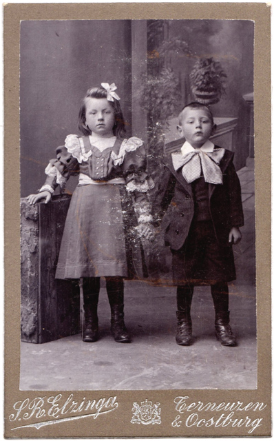 Broer en zus? Wie zijn zij?