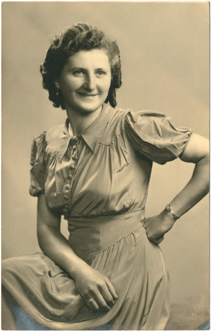 Cecile Dhuyvetter