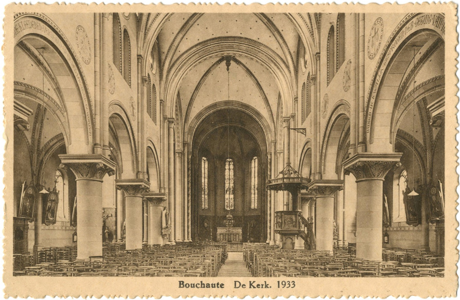 Binnenzicht van de kerk in 1933