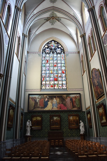 In de St.-Vincentiuskerk van Eeklo