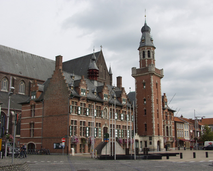 City hall with St-Vincent's Church behind it