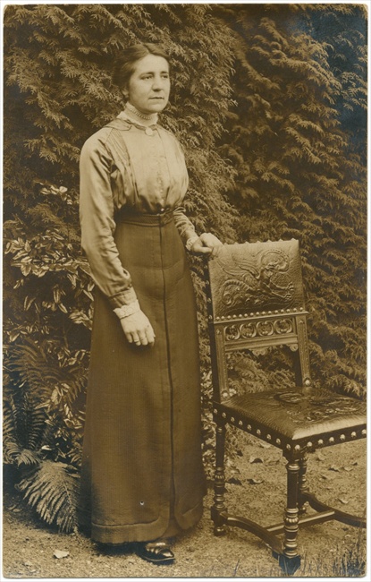Wie is deze dame ?