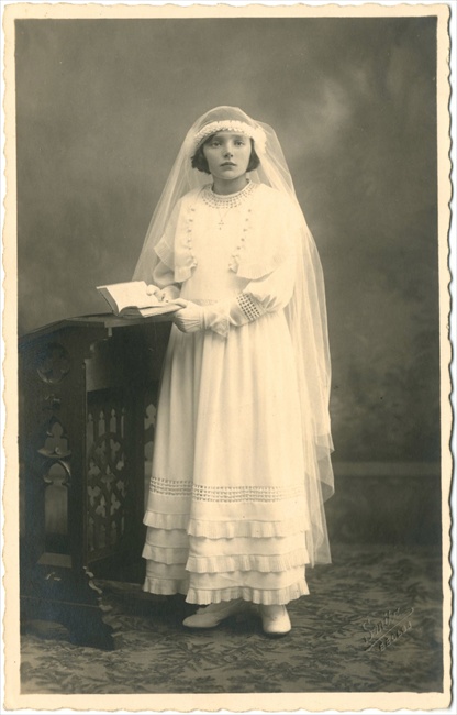 Anna Buysse, Plechtige Communicant