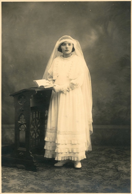 Anna Buysse, Plechtige Communicant