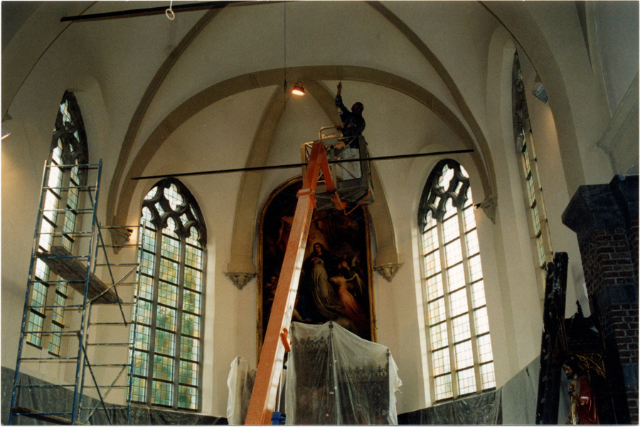 Werken in de kerk van Ertvelde