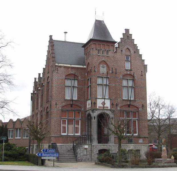 St.-Laureins town hall