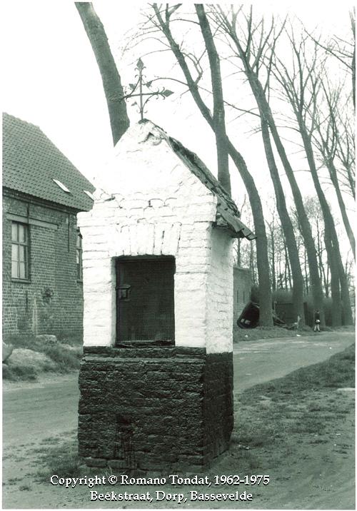Beekstraat, Dorp, Bassevelde