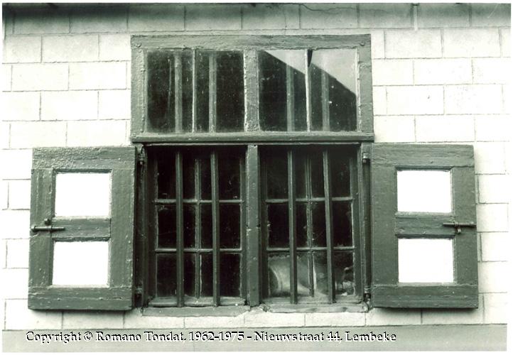 Nieuwstraat 44, Lembeke