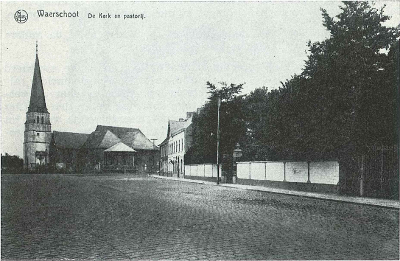 Waarschoot - De kerk en pastorij