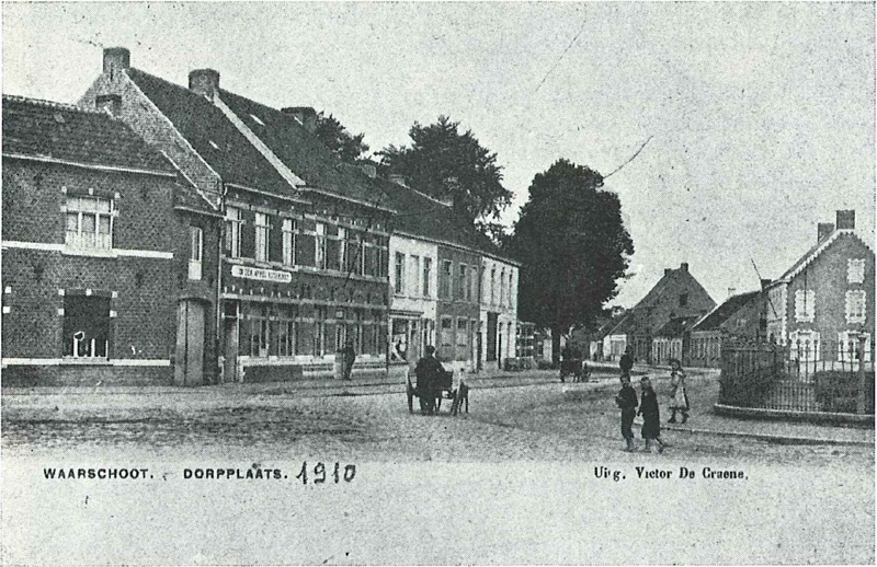 Het Dorpsplein te Waarschoot in 1910