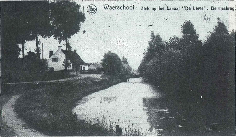 Zicht op het kanaal De Lieve en Beirtjesbrug