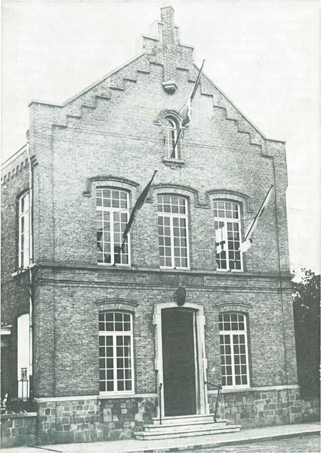 Het vroegere Adegemse gemeentehuis